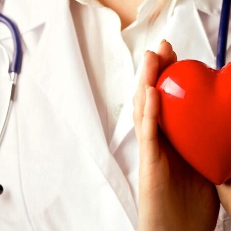 Cardiopatías congénitas: el Hospital Alassia concretó con éxito las dos primeras intervenciones con el nuevo angiógrafo