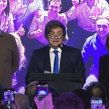 Un Milei moderado celebró la victoria: “Tendremos el Congreso más reformista de la historia”